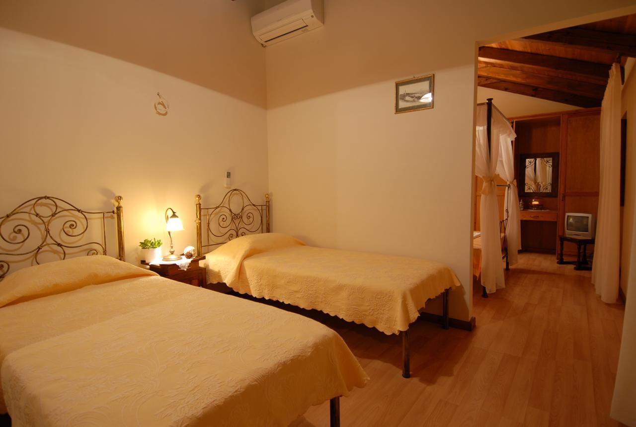 Anatoli Labreon Hotel Ajía Marína Kültér fotó